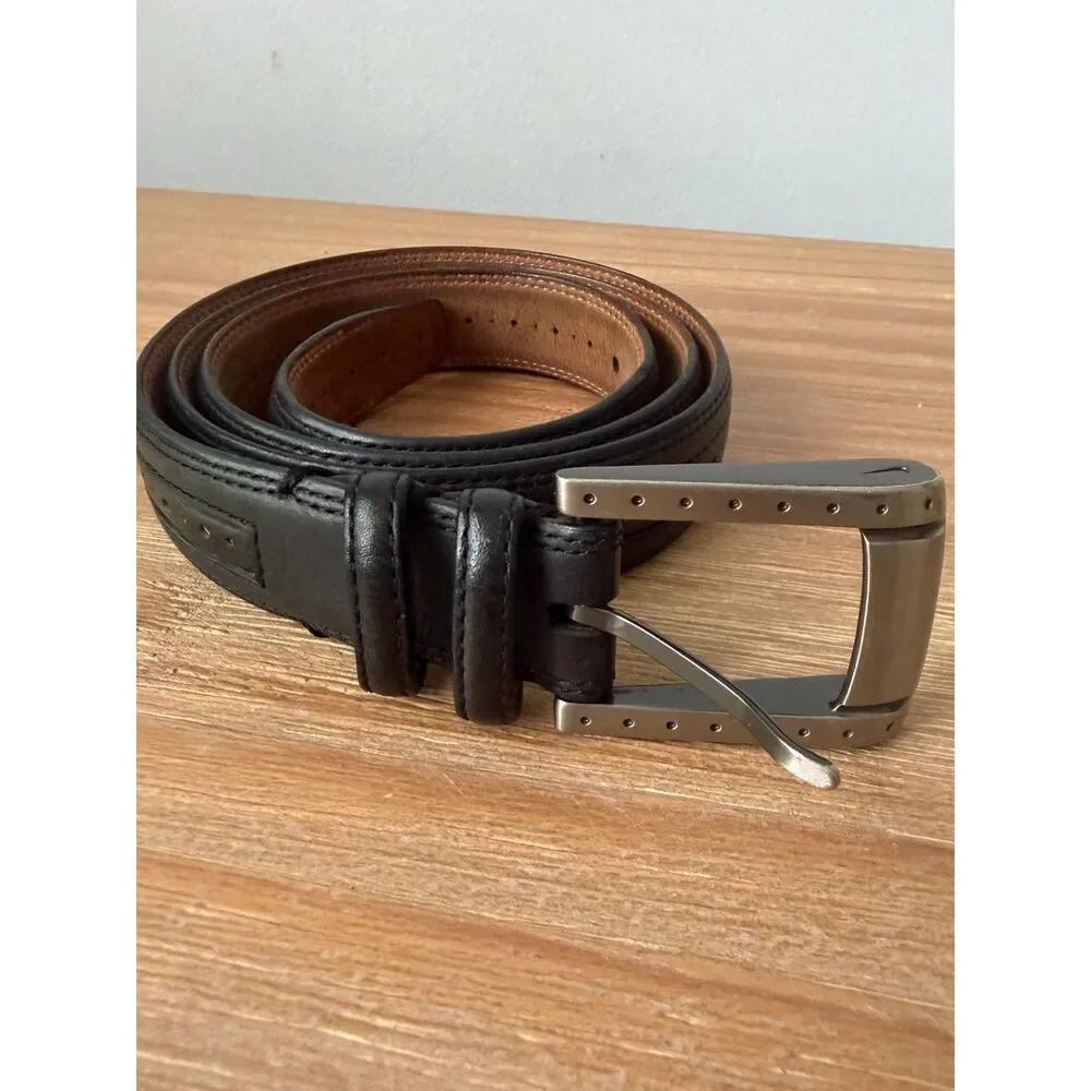 Nike Golf Men's Black Textured Leather Belt Double Row Stitching Sz 40